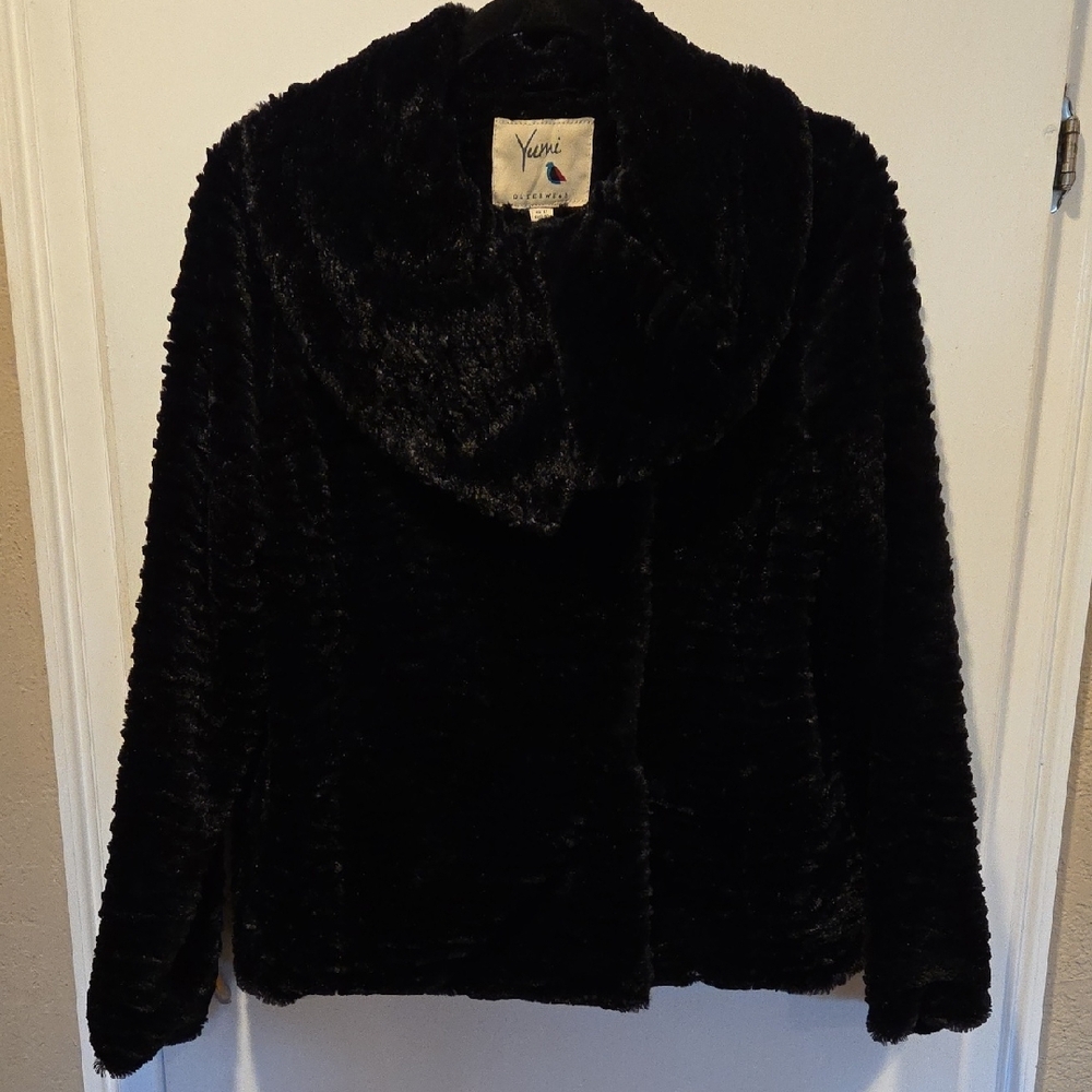 Anthropologie Yumi Black Faux Fur Jacket 6/8